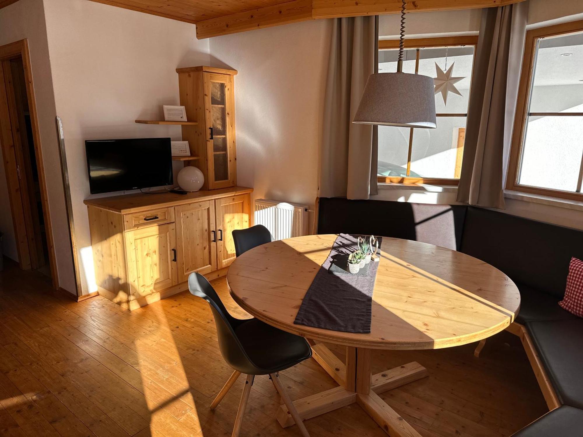 Tiroliving Apartment Berwang Exterior photo