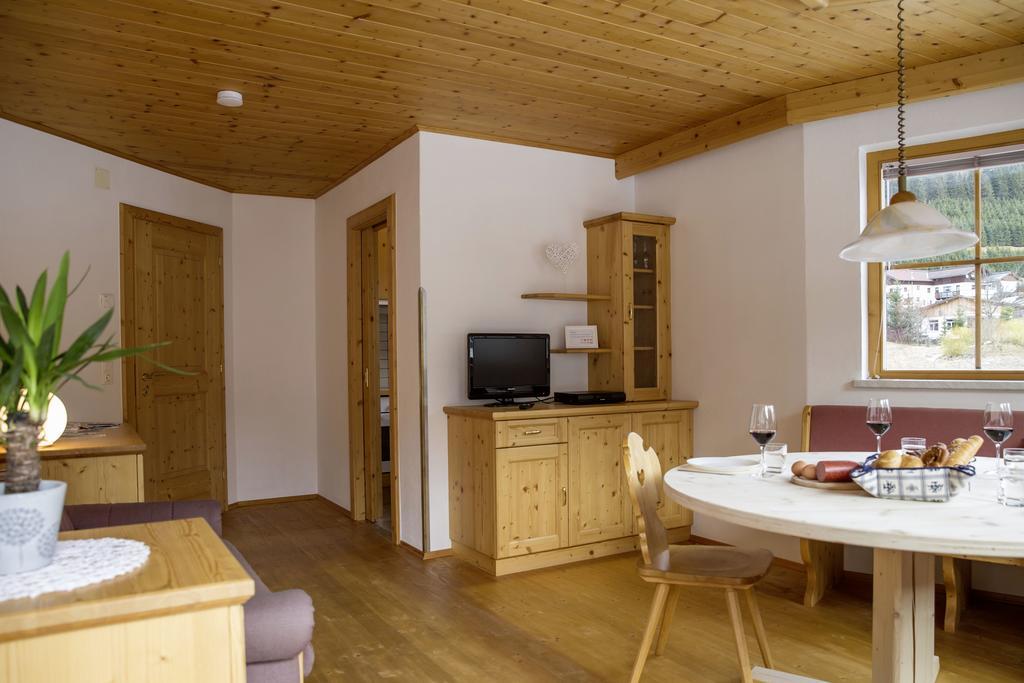 Tiroliving Apartment Berwang Exterior photo